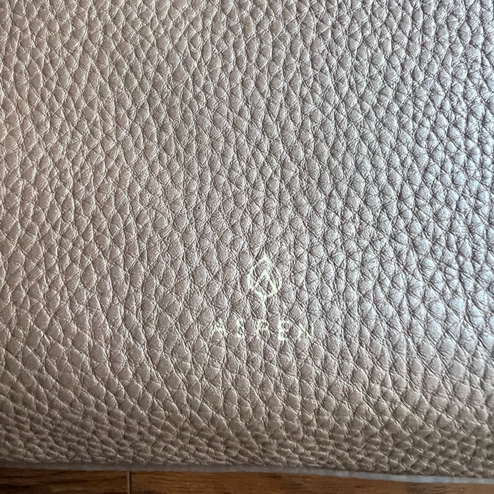 [Aspen Rise] Sherpa Reversible Tote - Picture 3 of 9